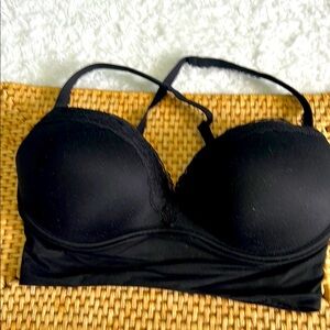 Victoria’s Secret Black Lace Trim Women's Bra. 34D